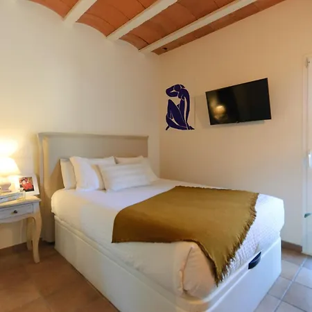 Villa Lets Holidays Luxury House In Cala Llevado 2