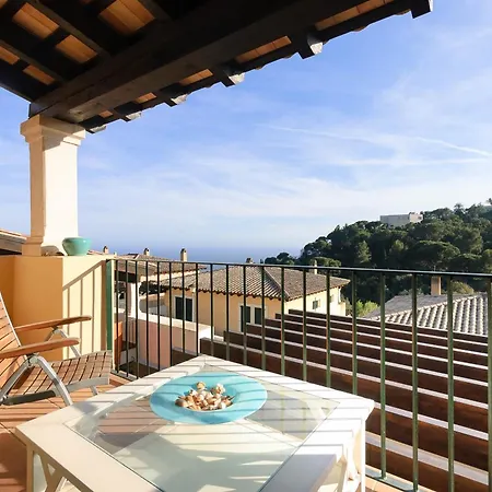 Villa Lets Holidays Luxury House In Cala Llevado 2