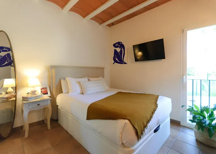 Villa Lets Holidays Luxury House In Cala Llevado 2